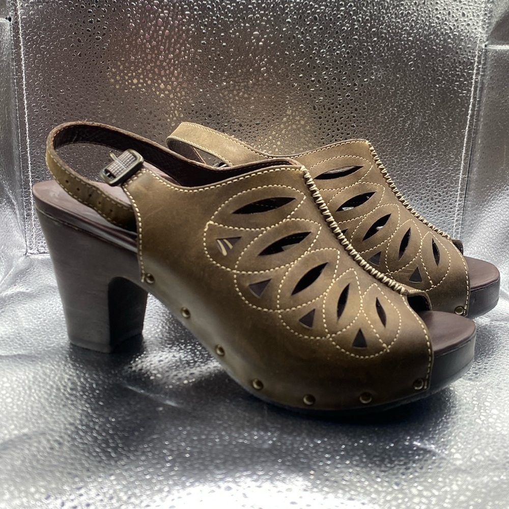 NWOT Dansko Rowena Heel size 41